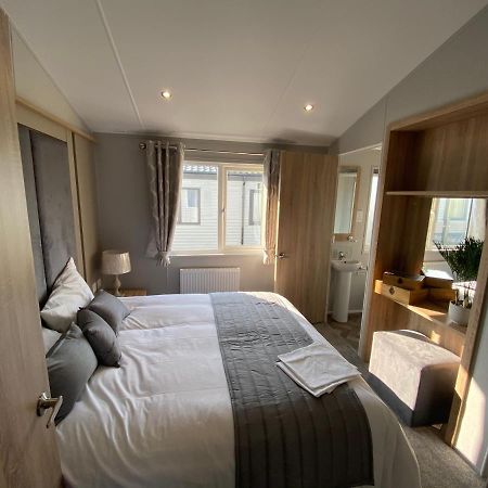 Sea View Beach Lodge Trecco Bay 3 Bedroom 포스콜 외부 사진